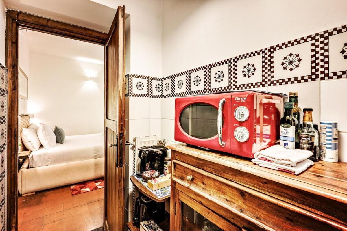Maya Rhome Trastevere Rome Bilik gambar